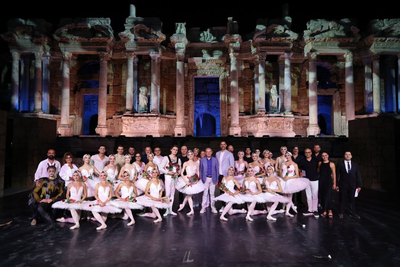 2. Denizli Opera ve Bale Günleri’nde "Kuğu Gölü" büyüsü