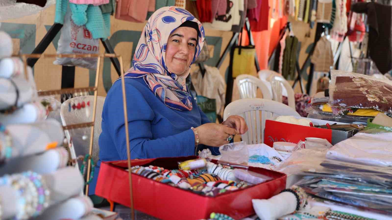 Kırşehirli kadınlar el emeği ürünlerini kazanca dönüştürüyor