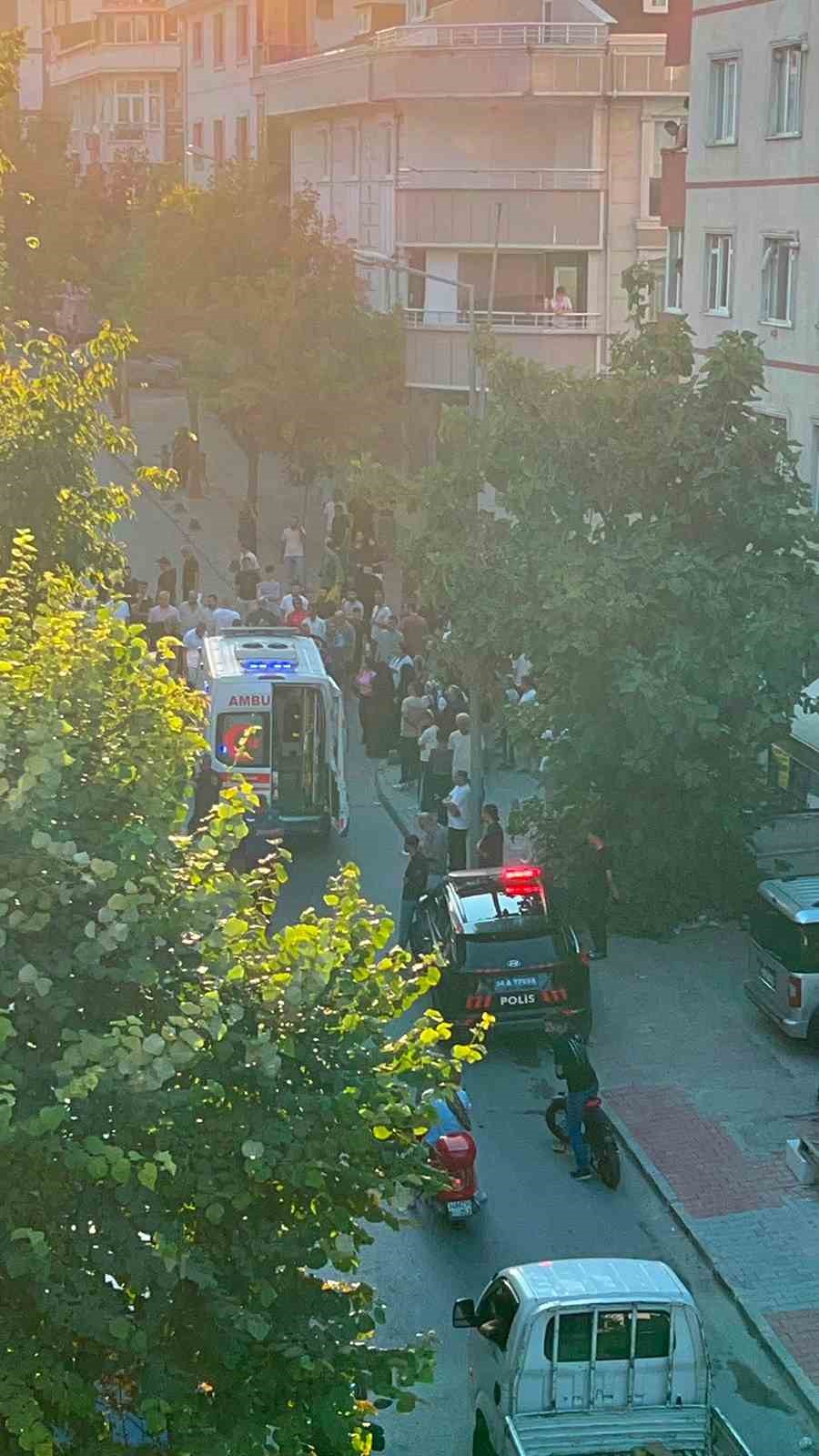 Küçükçekmece’de yolun karşısına geçen 5 yaşındaki çocuğa motosiklet çarptı