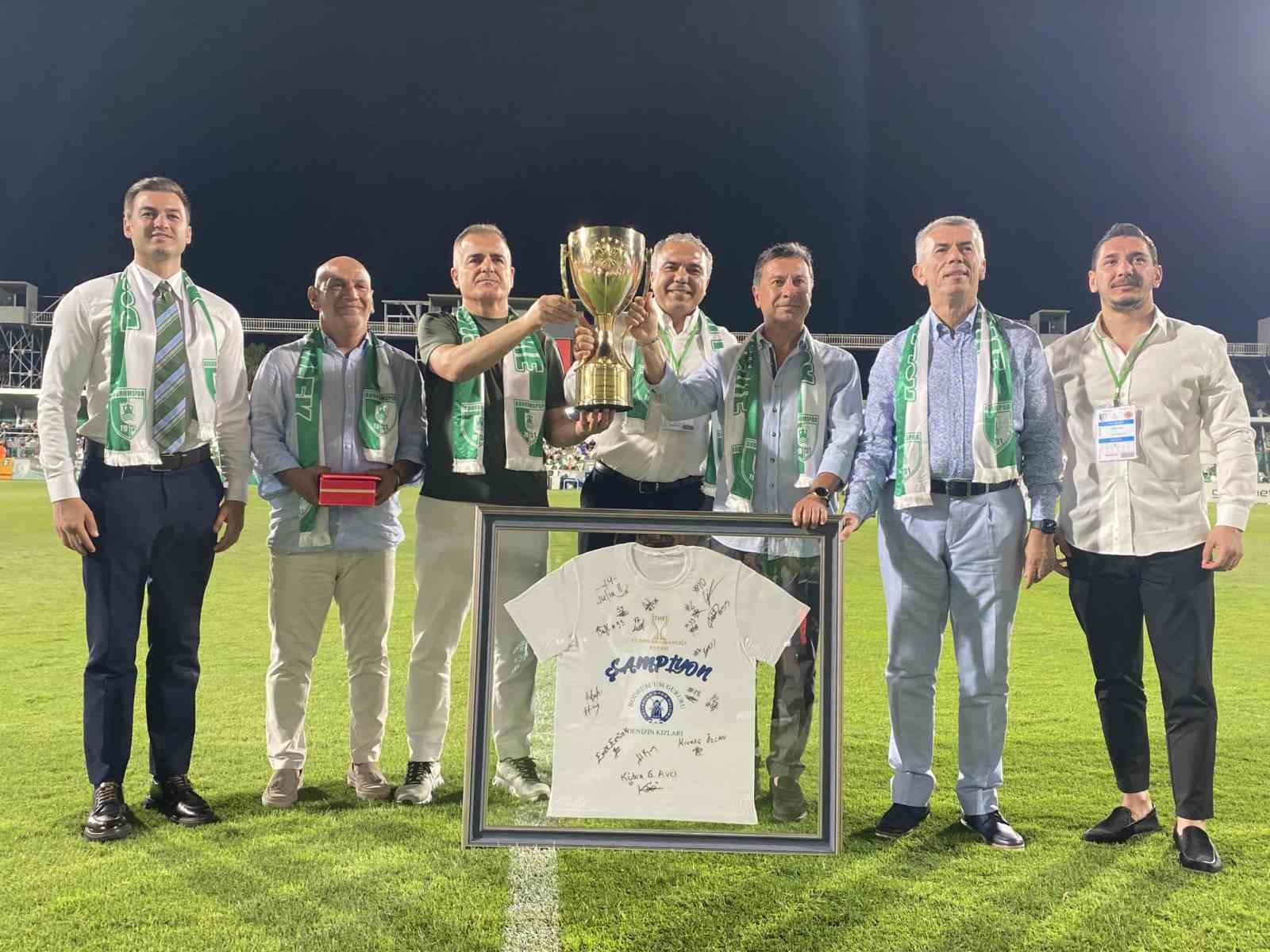 Yalıkavakspor’un Cumhurbaşkanlığı Kupası Bodrum İlçe Stadı’nda paylaşıldı