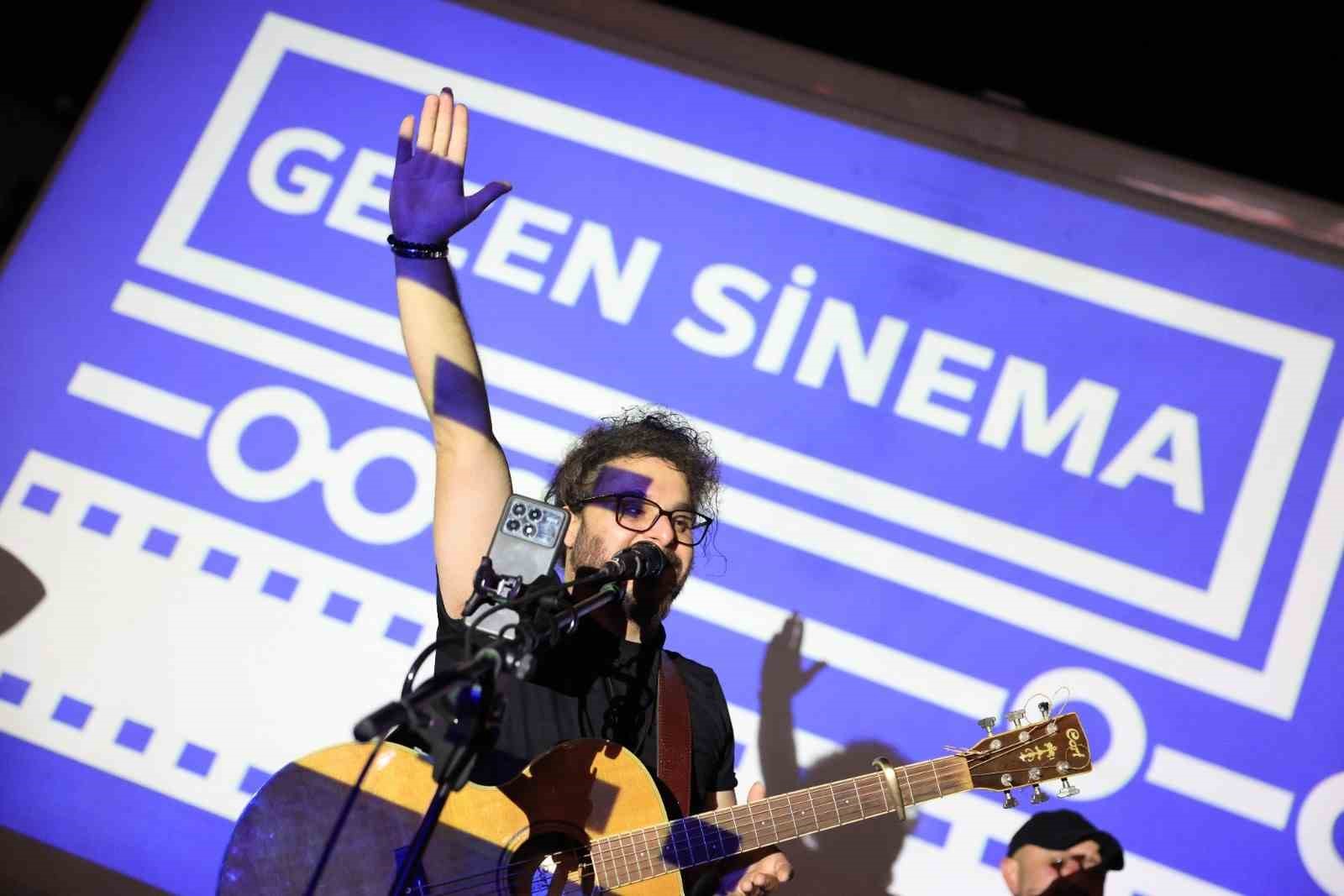 Gezici sinema tırı Çorum’da açık hava nostaljisi yaşattı