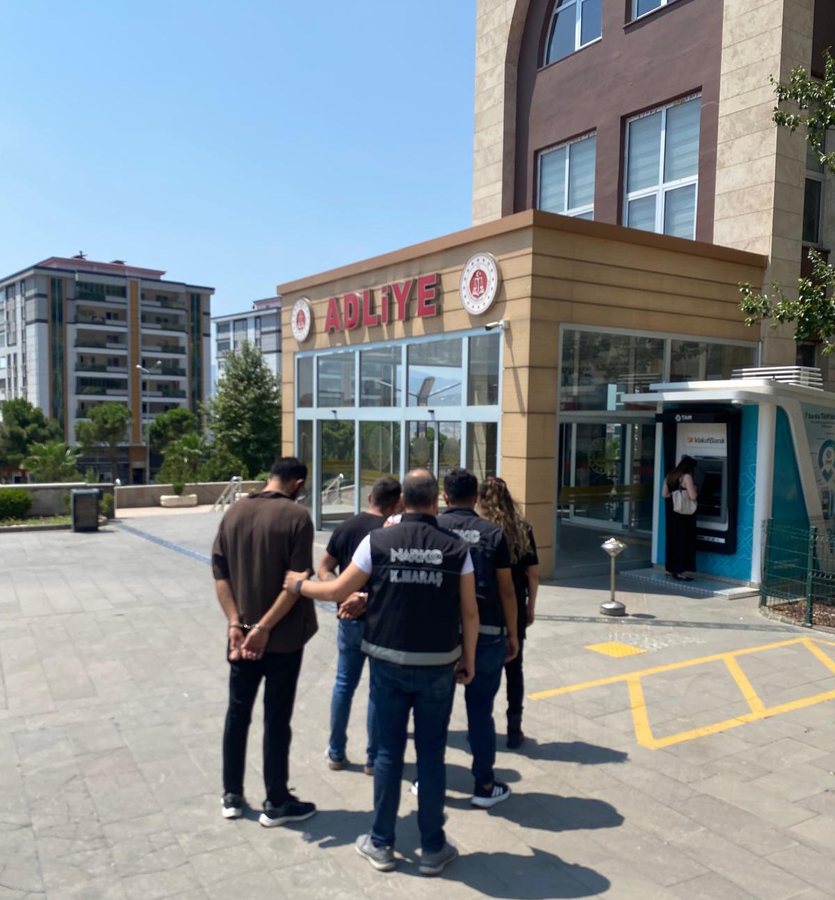 Kahramanmaraş&rsquo;ta 243 bin sentetik ecza ele ge&ccedil;irildi
