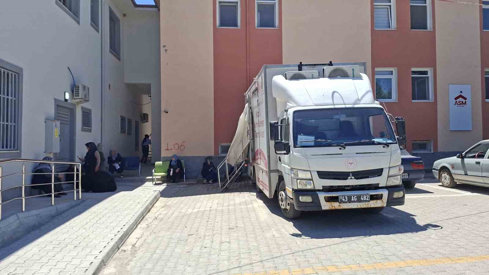 Hisarcık’ta meme kanseri için mobil tarama çalışmaları sürüyor