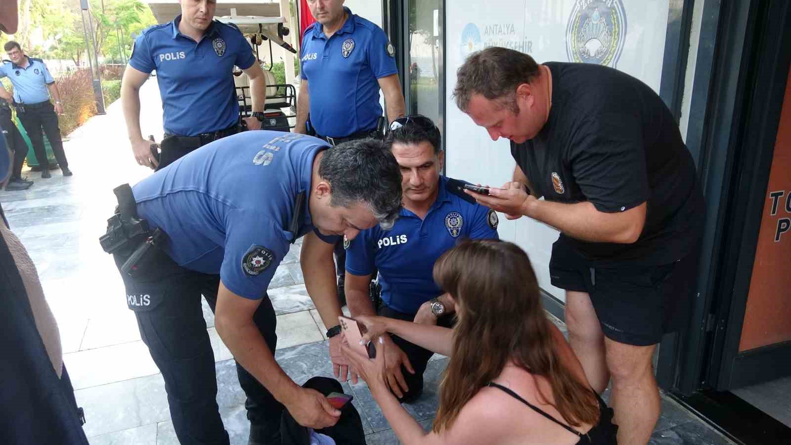 Turistleri hedef alan plaj faresi çaldığı telefonun GPRS destekli takip sistemi ile yakalandı