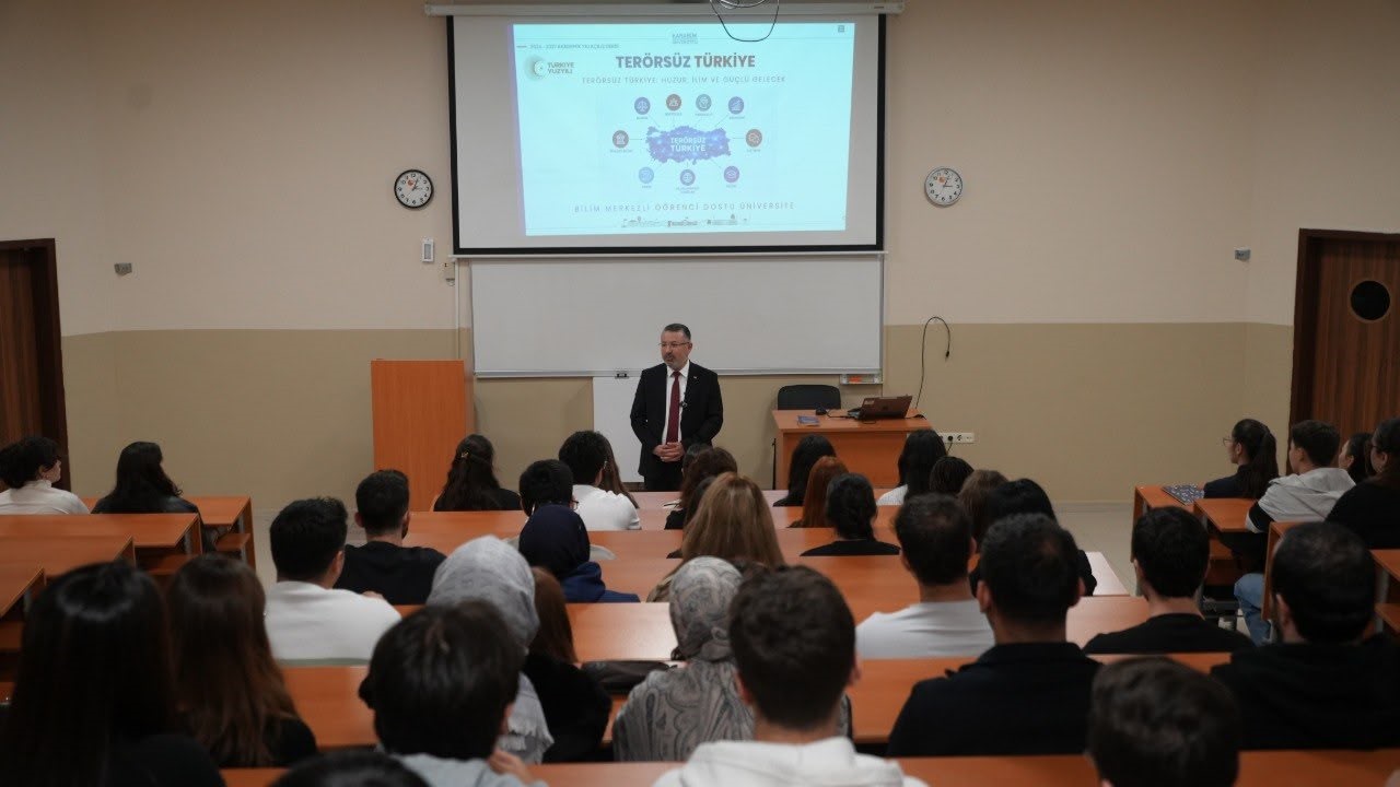 Prof. Dr. Kırışık: "Ter&ouml;rs&uuml;z T&uuml;rkiye, enerjimizi bilime ve kalkınmaya y&ouml;neltmektir"