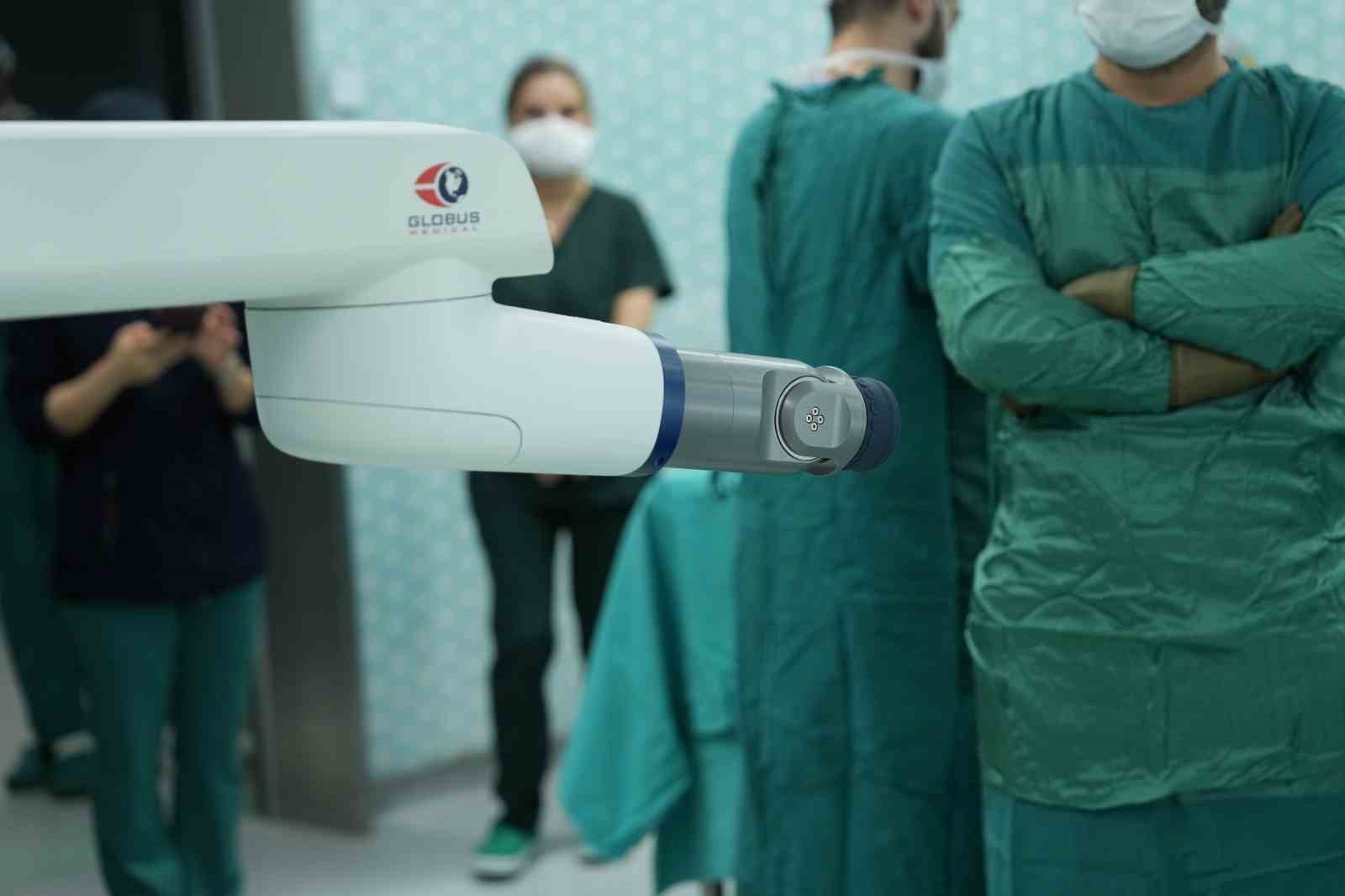 Türkiye ve yakın coğrafyada bir ilk:Robotik navigasyon destekli beyin pili ameliyatı başarıyla gerçekleştirildi