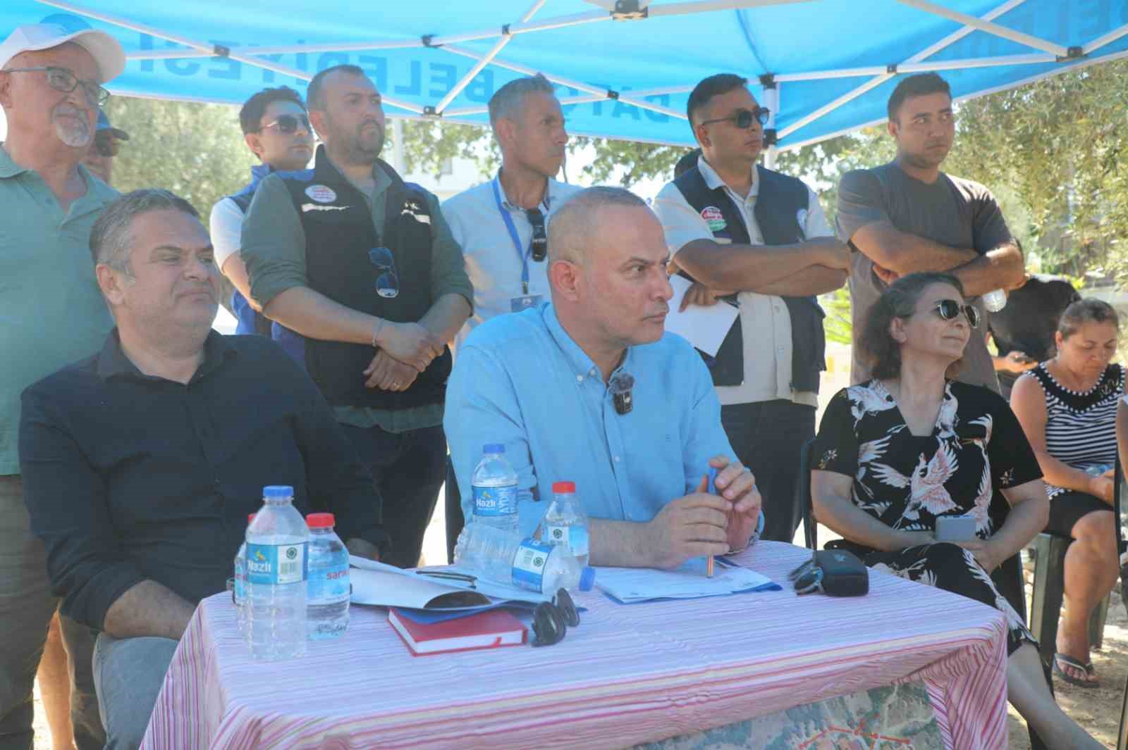 Kanalizasyon sorununun çözüldüğü Çomarlık’ta vatandaşlarla bir araya gelindi