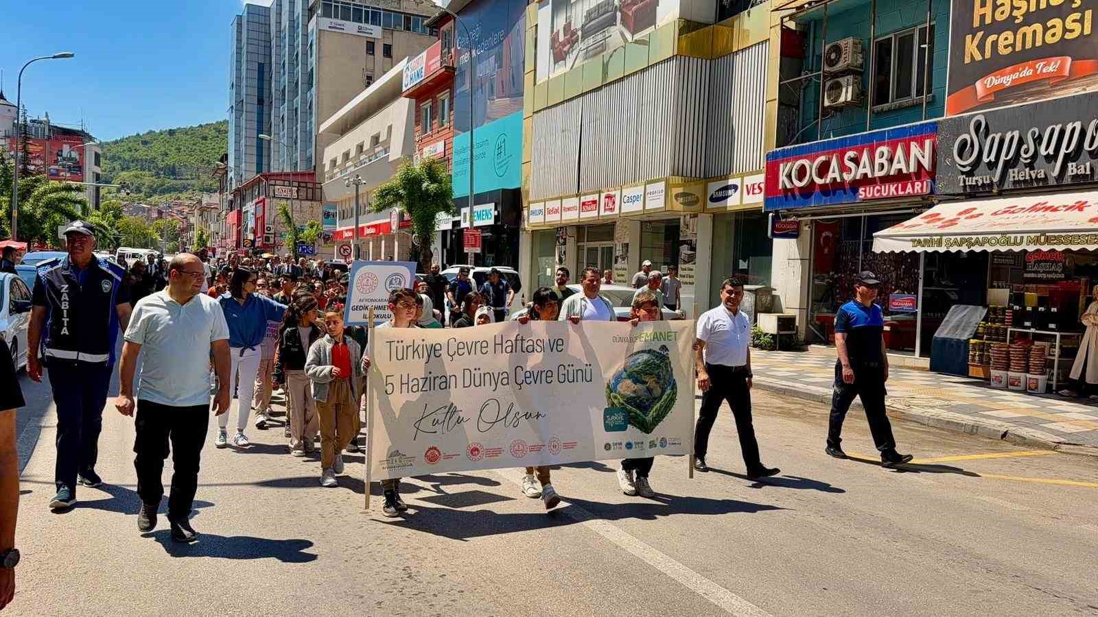 Afyonkarahisar&rsquo;da &ccedil;evre i&ccedil;in y&uuml;r&uuml;d&uuml;ler