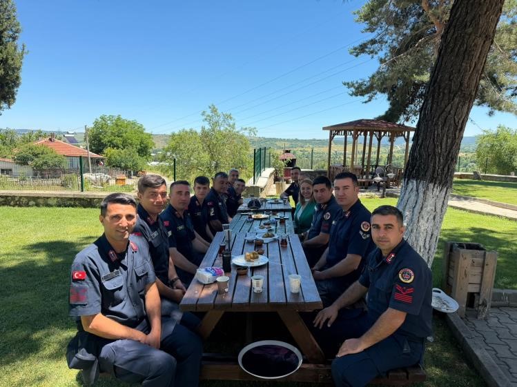 Başkan Tekin’den jandarmaya anlamlı ziyaret