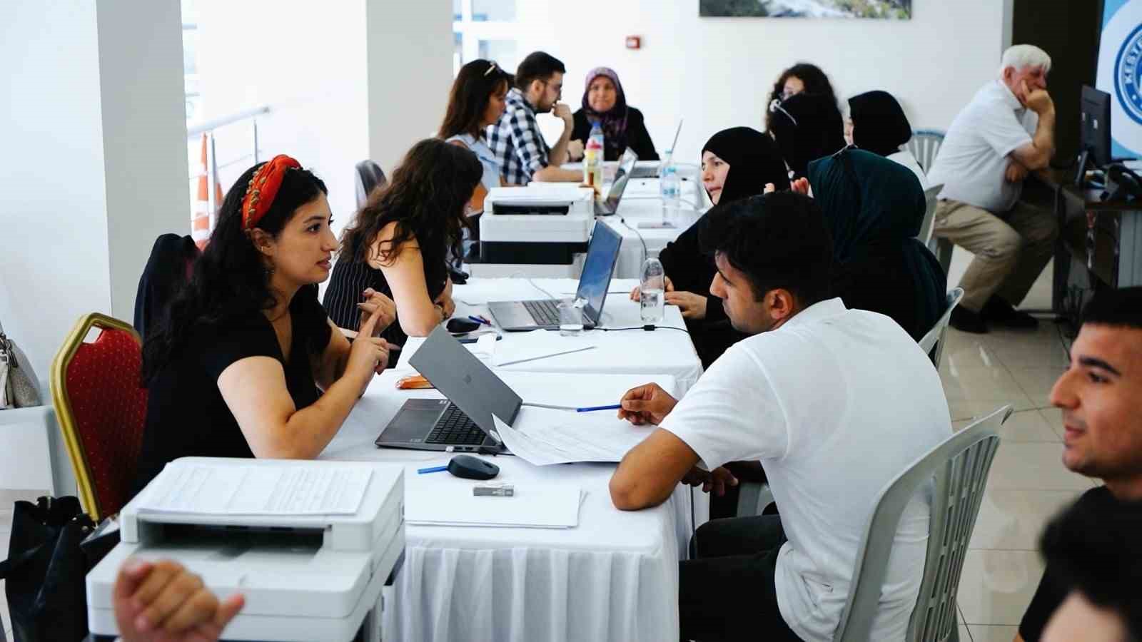 Kestel Belediyesi&rsquo;nden geleceğe y&ouml;n verecek &uuml;cretsiz tercih desteği başladı