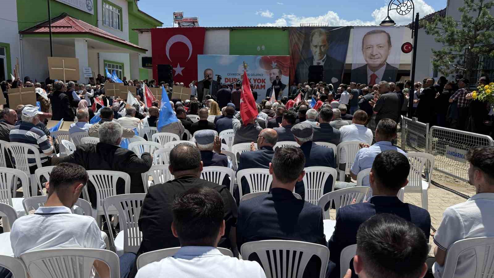 Bakan &Ccedil;ift&ccedil;i&rsquo;den iki beldedeki belediye başkanlığı se&ccedil;imleri se&ccedil;im &ouml;ncesi birlik &ccedil;ağrısı