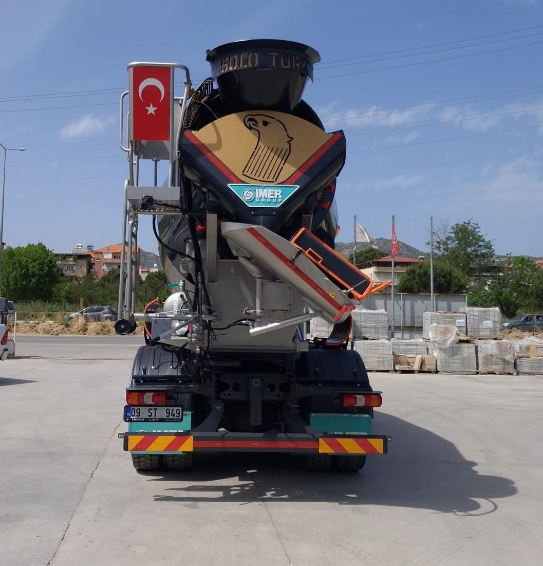 Aydınlı işadamından Solo Türk’e beton mikserli teşekkür