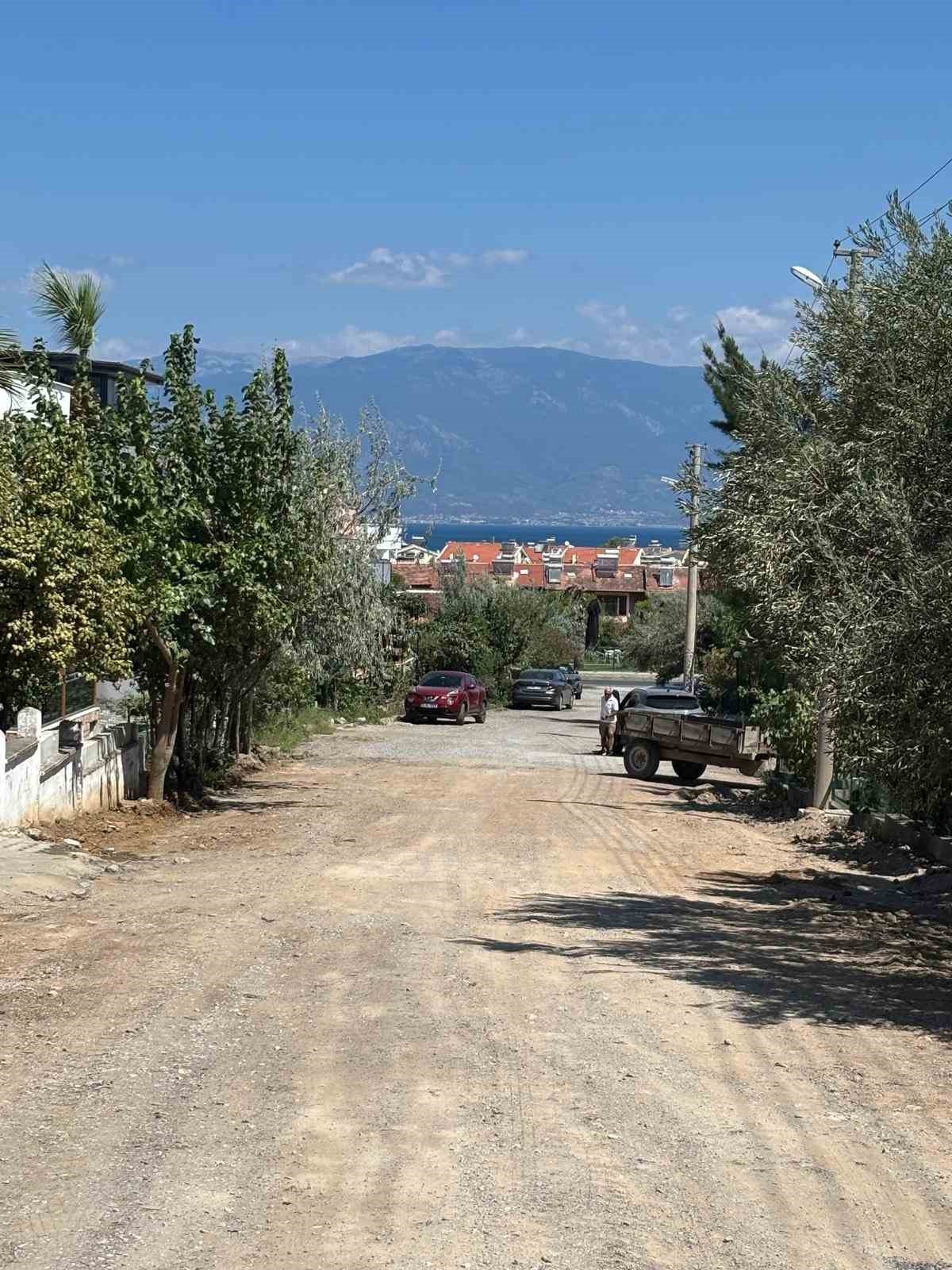 Burhaniye&rsquo;de ağa&ccedil; kesilmesine isyan