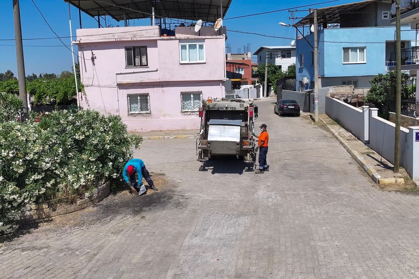 Ovaeymir Mahallesi’nde temizlik çalışması yapıldı