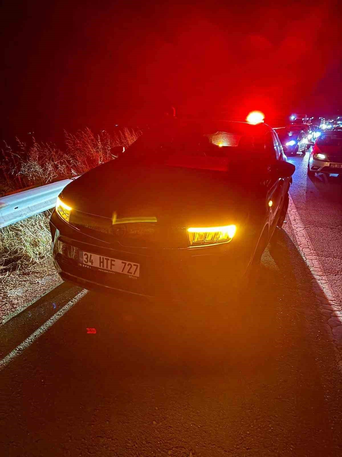 Kazadan sonra ka&ccedil;an alkoll&uuml; s&uuml;r&uuml;c&uuml;y&uuml; jandarma yakaladı