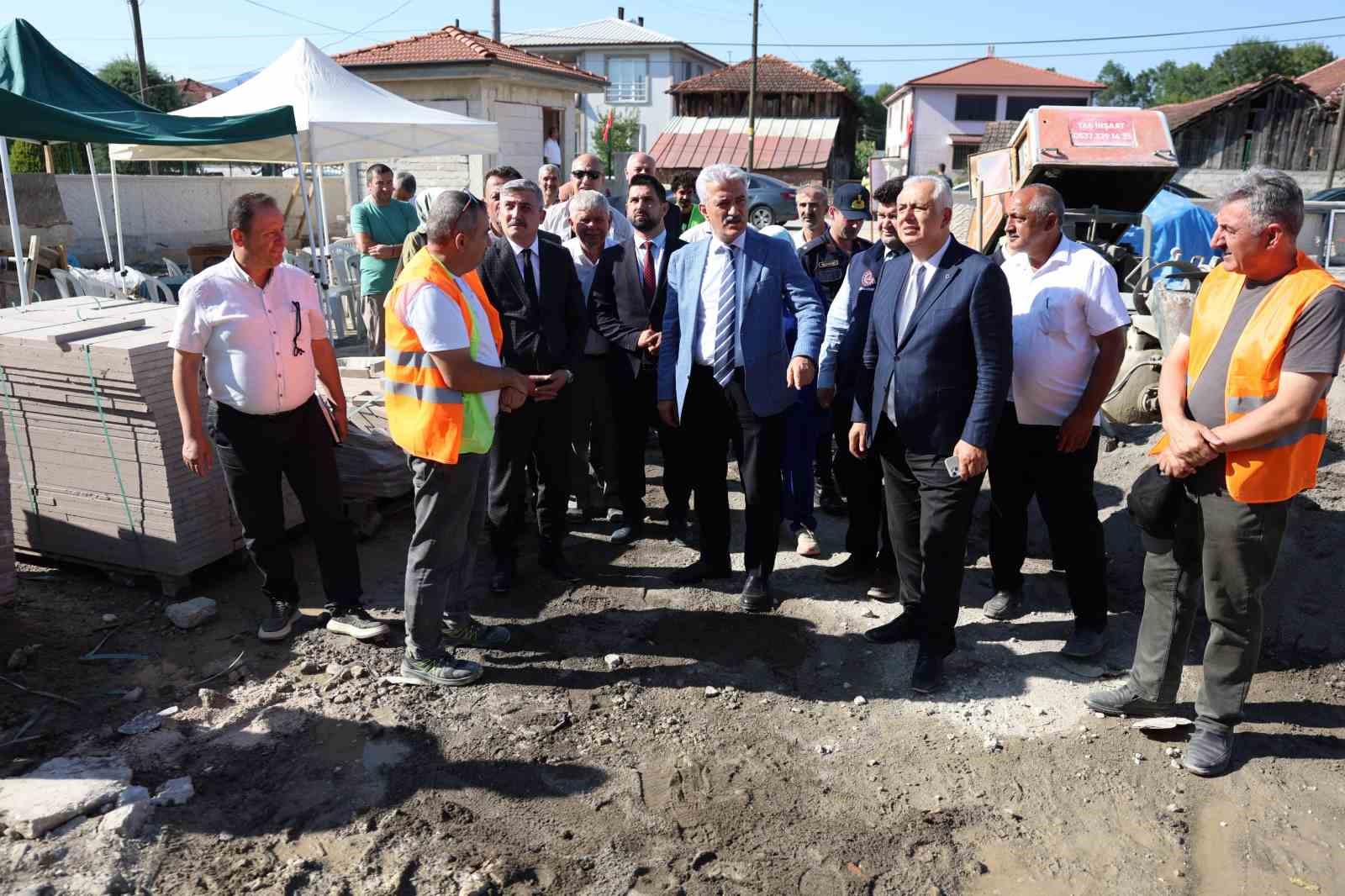 Dikmeli İlkokulu yeni eğitim dönemine hazırlanıyor