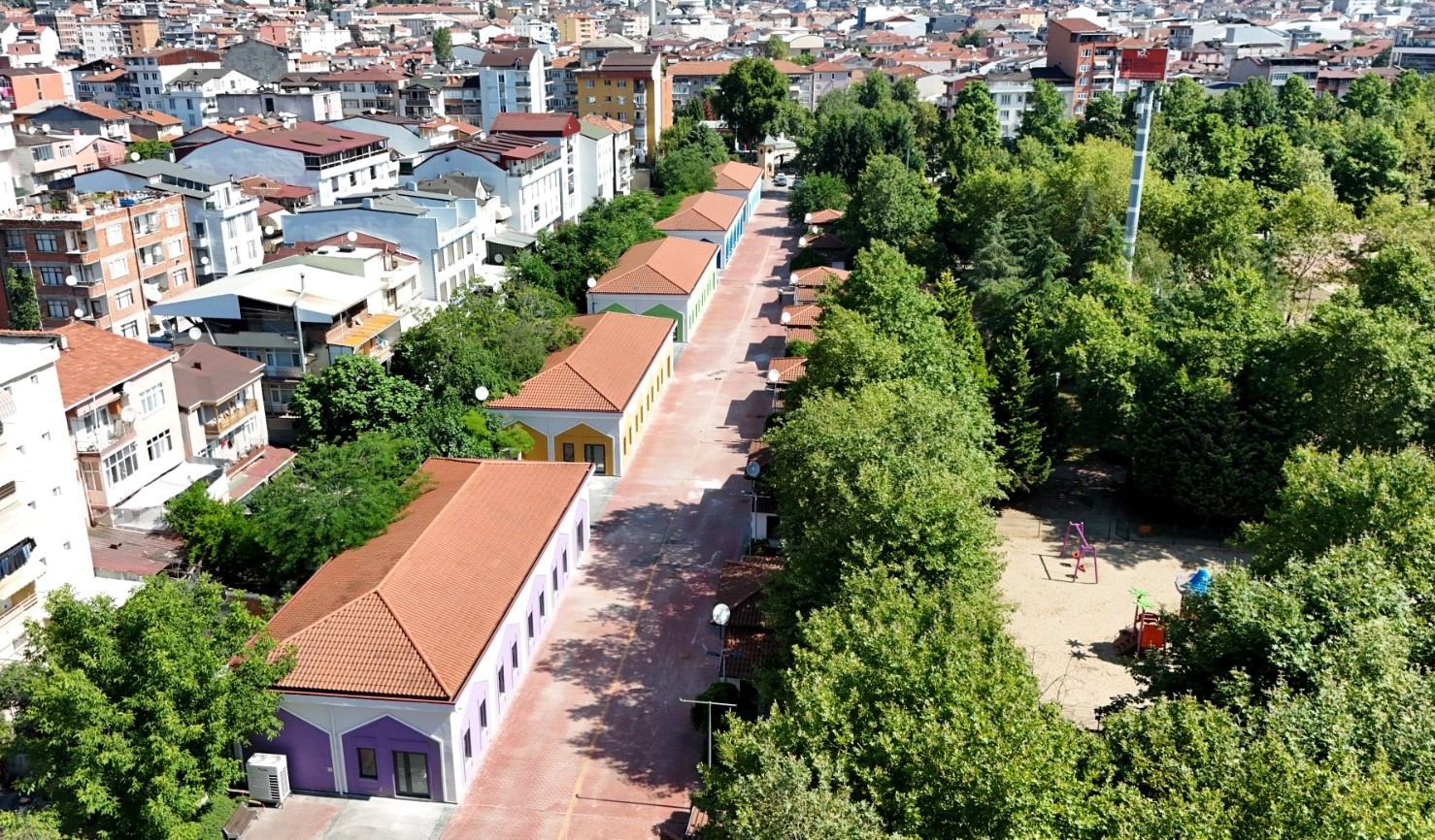 İzmit Doğu Kışla Parkı "Ana Ocağı"na d&ouml;n&uuml;ş&uuml;yor