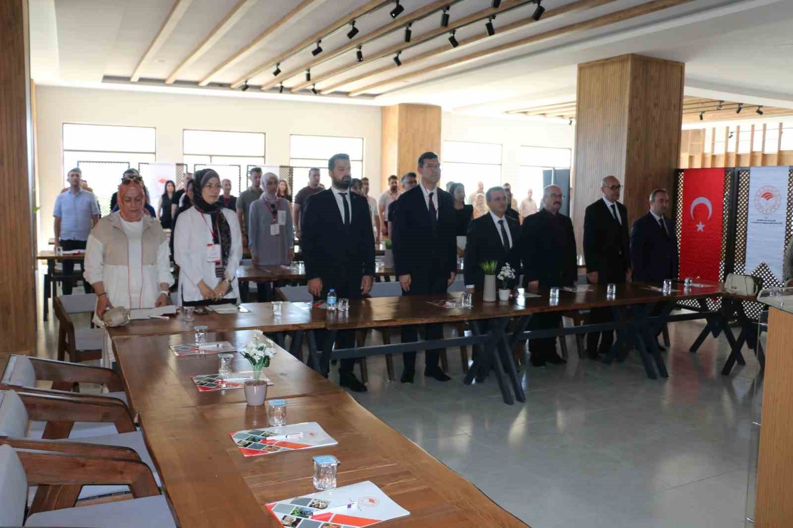 Erzincan’da süt ve süt ürünleri denetimlerine yönelik eğitim başladı