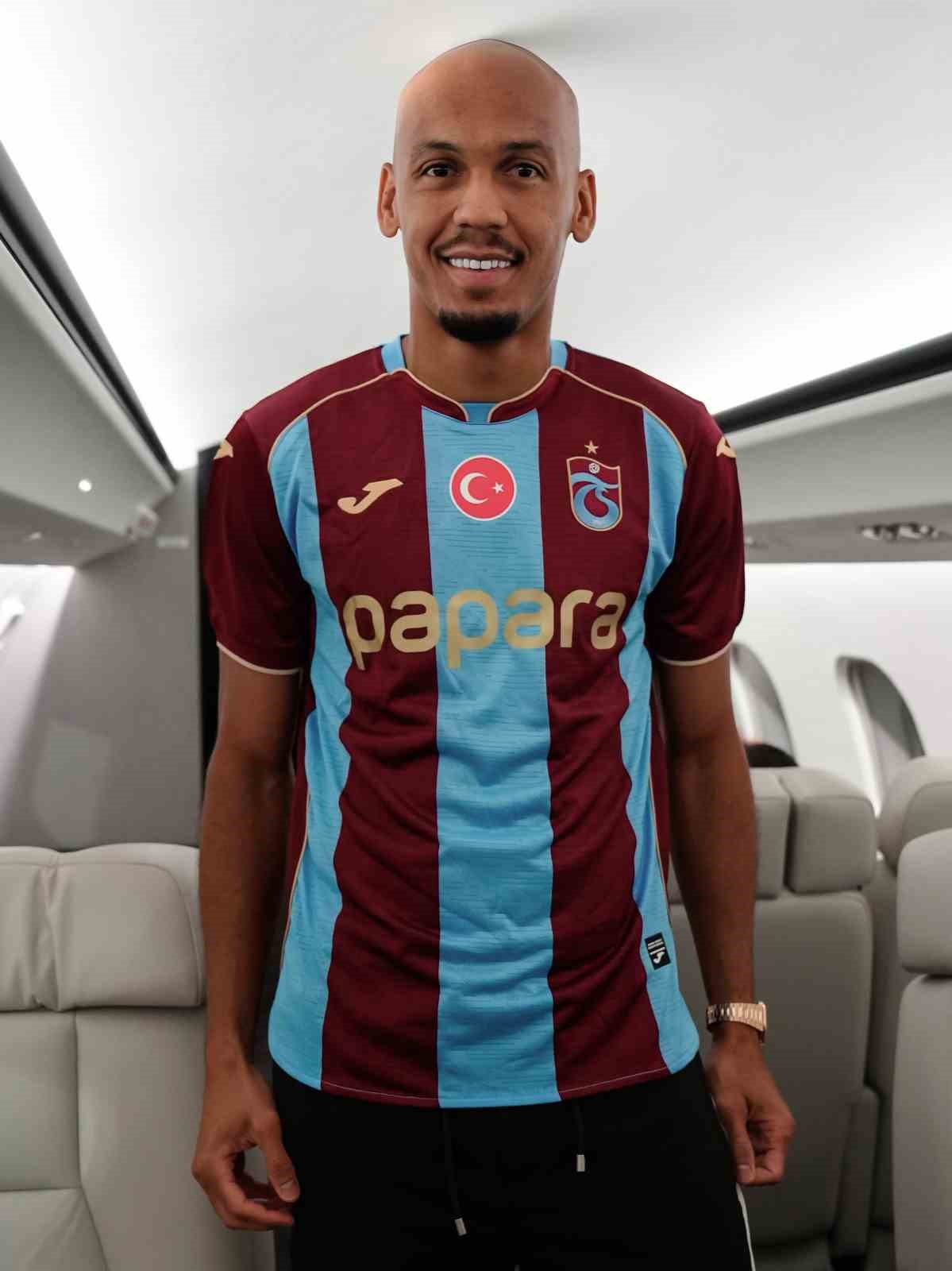 Fabinho, Trabzonspor için yola çıktı