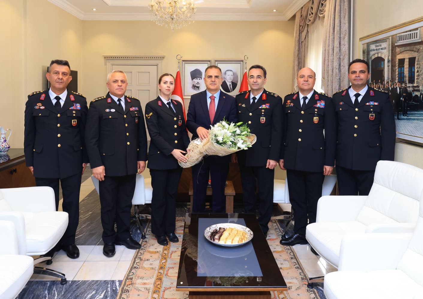 Muğla Valisi Akbıyık, Jandarma’yı ağırladı