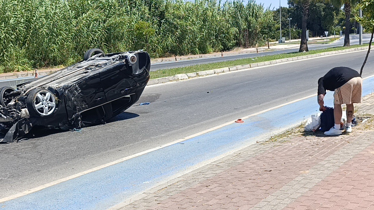 Evlilik teklifine giderken kaza yaptı, yüzük ve çiçeği bulmadan hastaneye gitmedi
