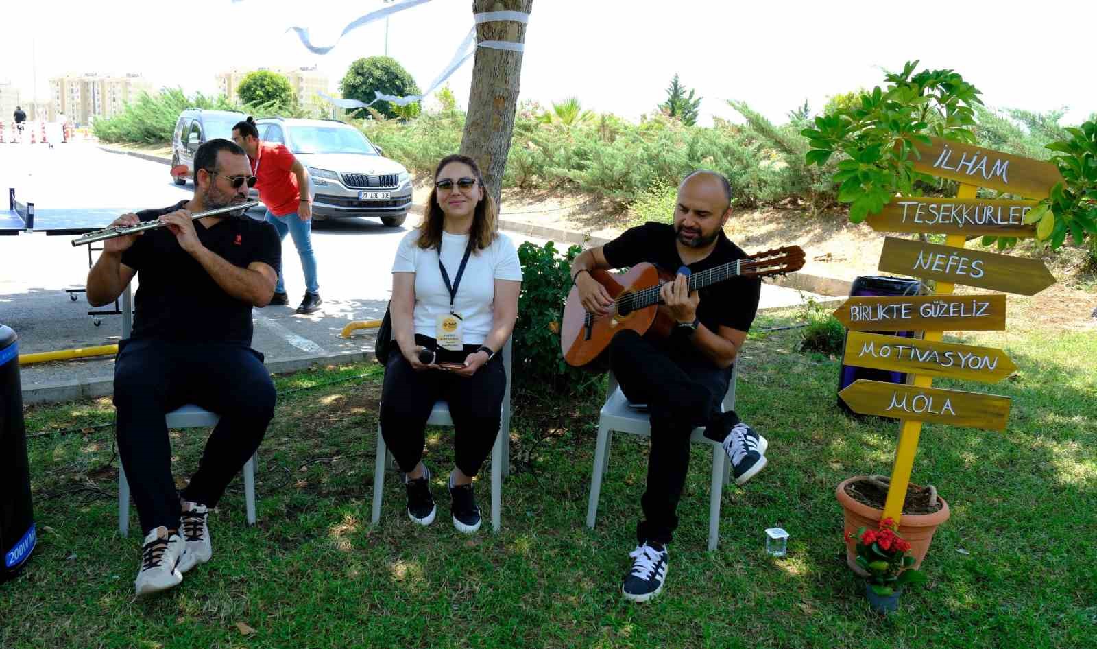Mersin&rsquo;de sağlık &ccedil;alışanları motivasyon etkinliğinde buluştu