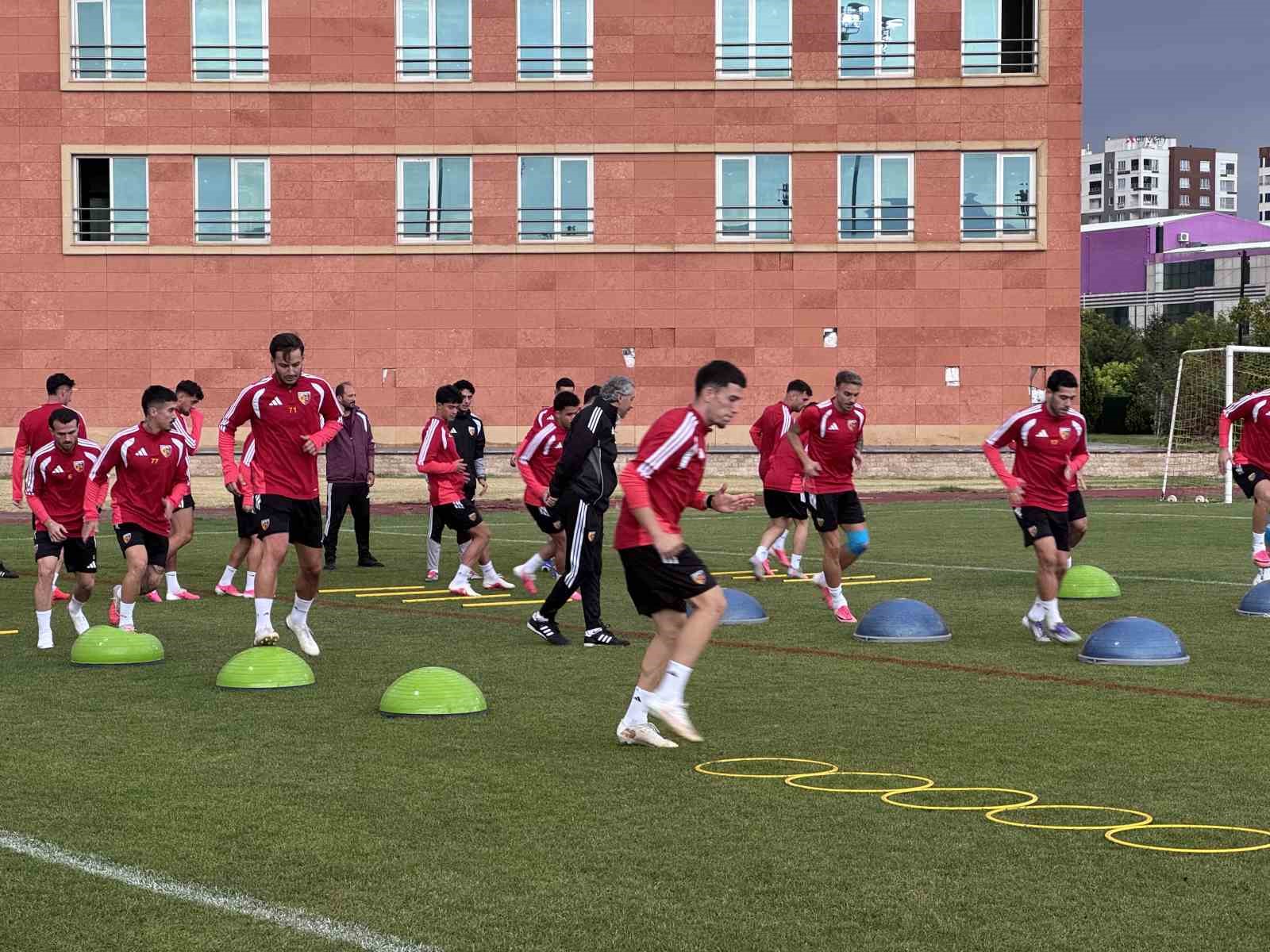 Kayserispor Başkanı &Ccedil;amlı: "Milli aradan sonra takım &ccedil;ok daha y&uuml;ksek motivasyonla ma&ccedil;lara &ccedil;ıkacak"