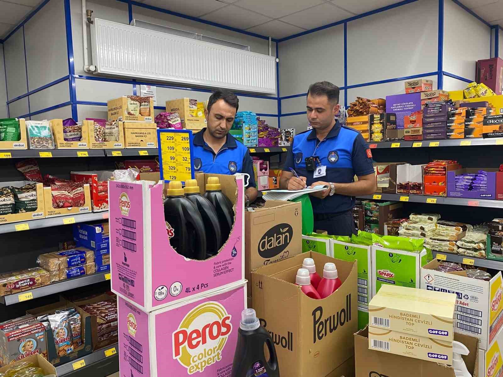 Tosya’da marketler denetlendi