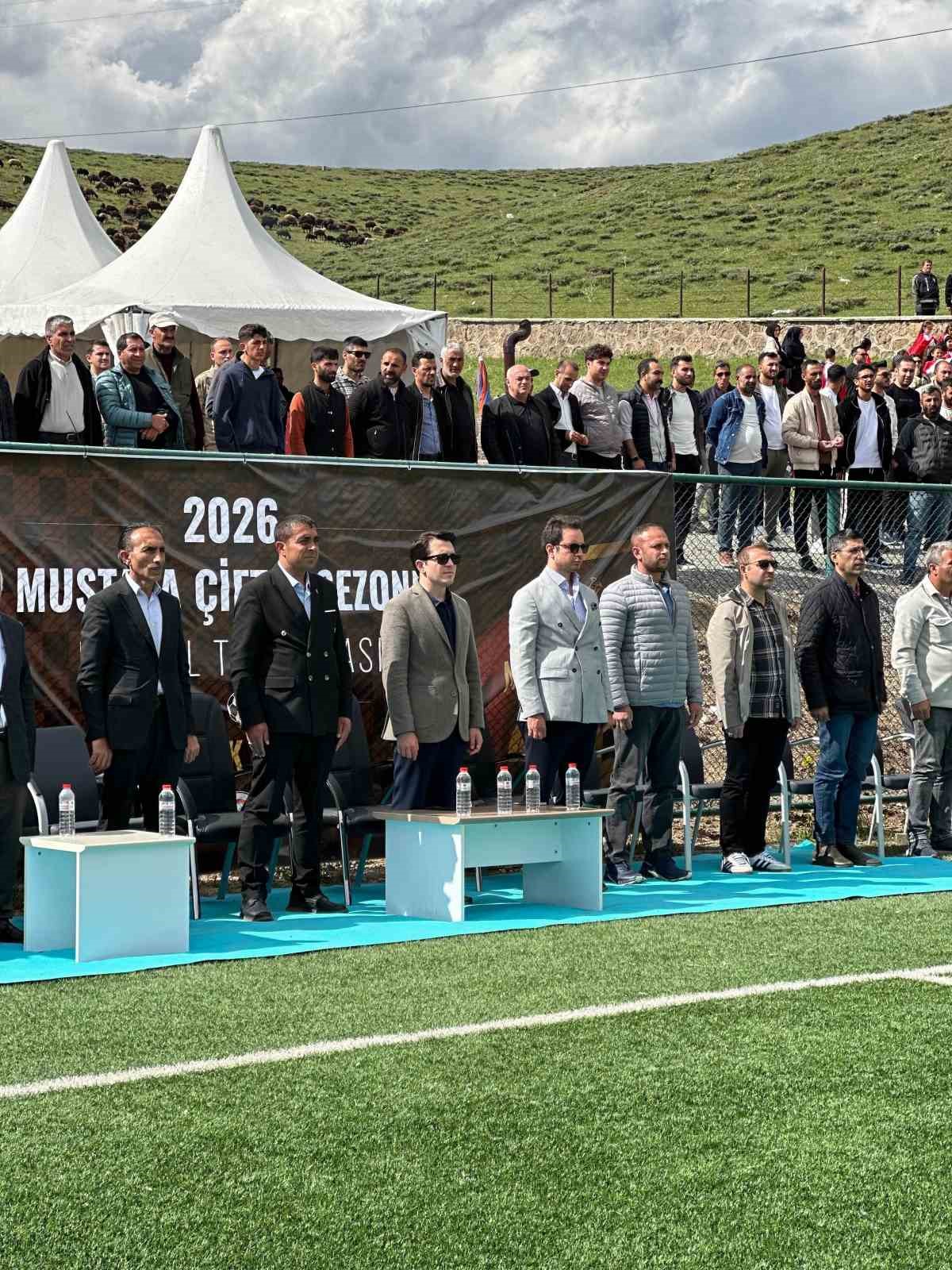 Tekman’da Mustafa Çiftçi futbol turnuvası şampiyonu Hürriyetspor oldu