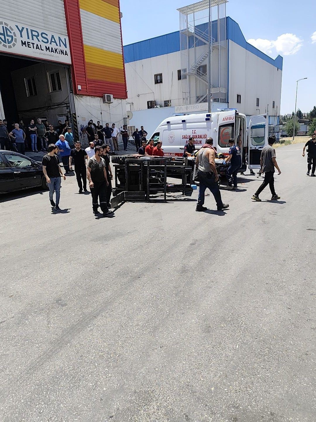 Gaziantep’te üzerine forklift devrilen genç işçi hayatını kaybetti