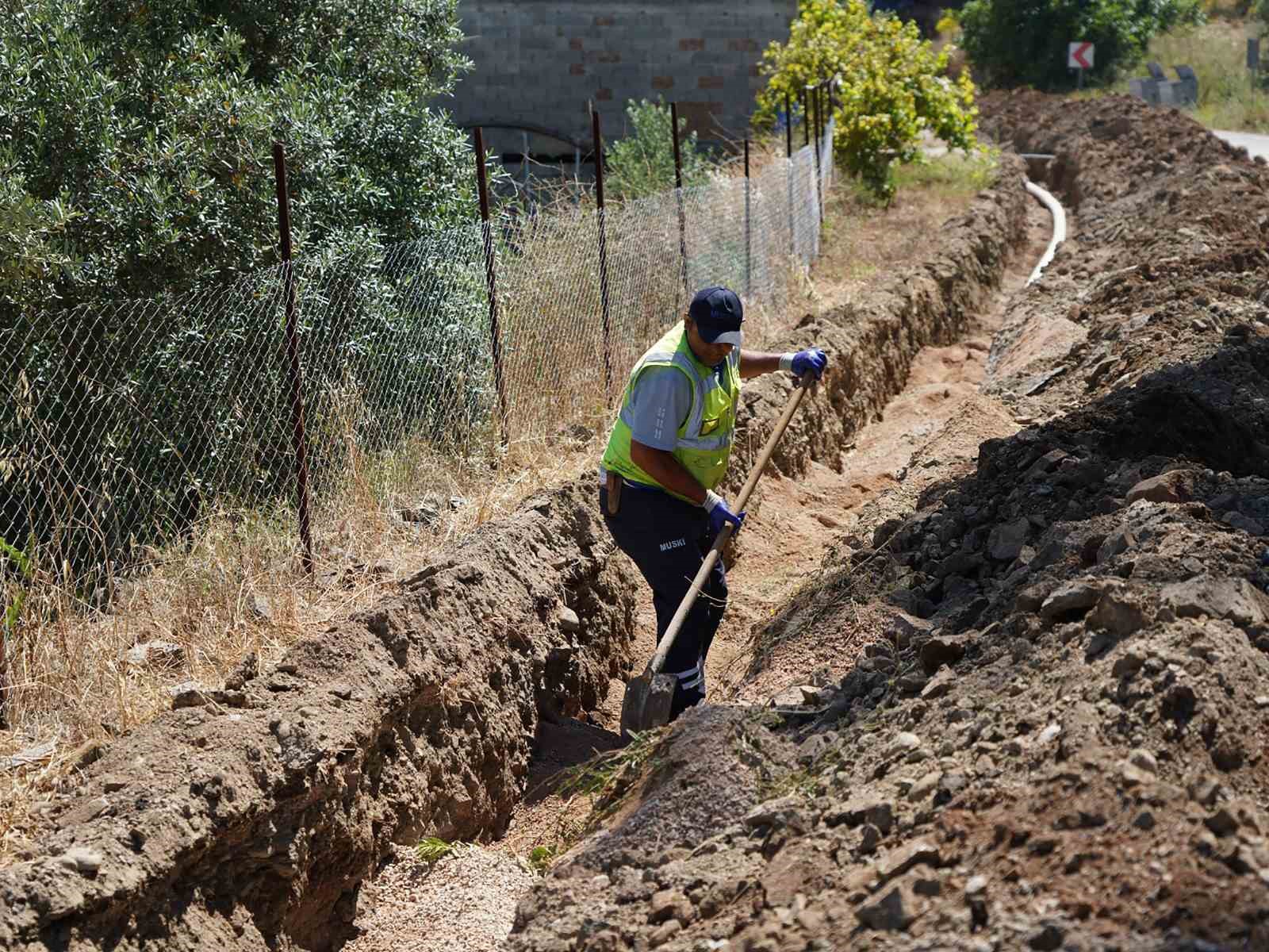 Köyceğiz Kemerağzı Mevkii’ndeki içme suyu hattı yenileniyor