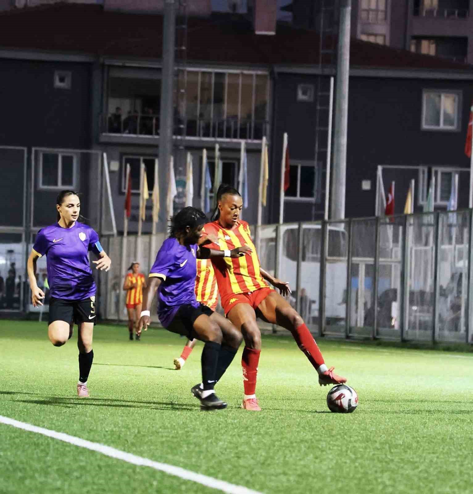 Kayseri Kadın FK ilk mağlubiyetini aldı