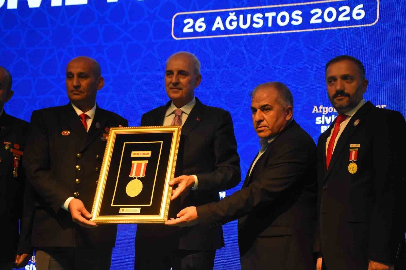TBMM Başkanı Kurtulmuş: "İsrail sadece Türkiye’den çekiniyor ve Türkiye’nin bölgesinde oluşturacağı barış ve kardeşlik ikliminden çekiniyor"