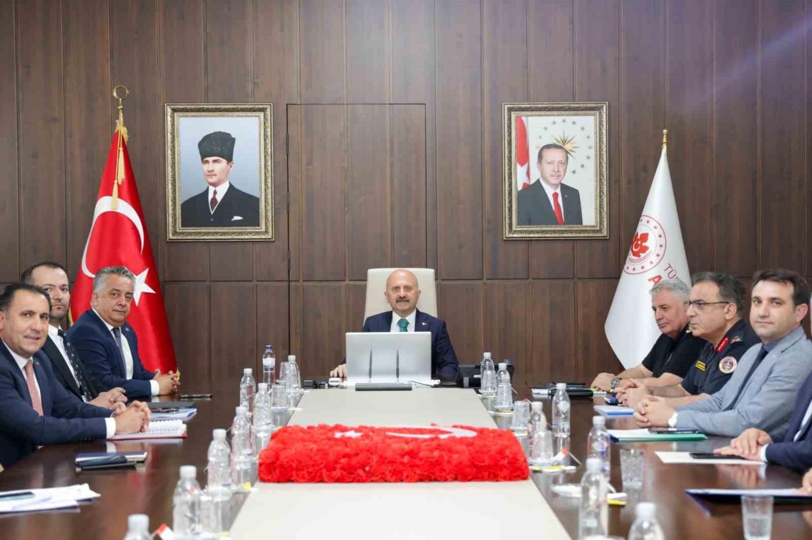Aydın’da kadına yönelik şiddetle mücadele toplantısı düzenlendi