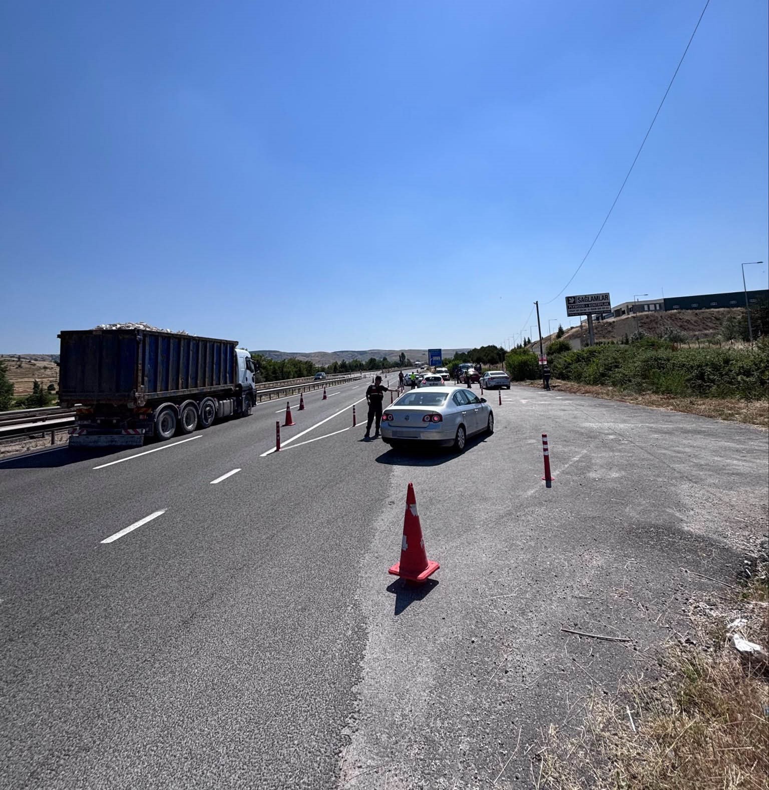Bilecik’te 445 şahıs ile bin 235 sürücü sorgulandı
