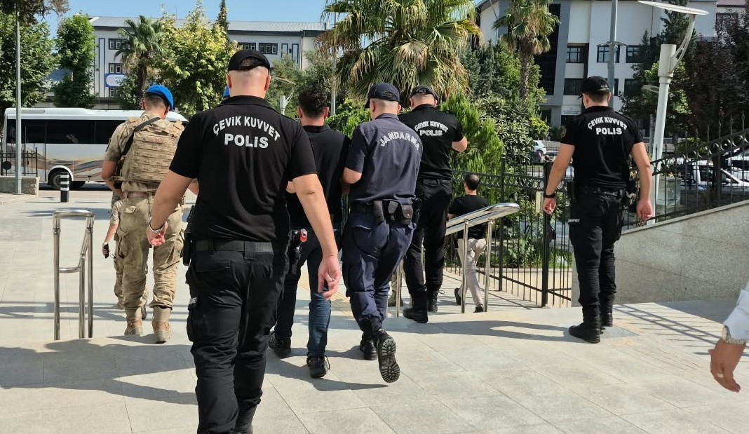 Eniştesini &ouml;ld&uuml;ren şahıs tutuklandı
