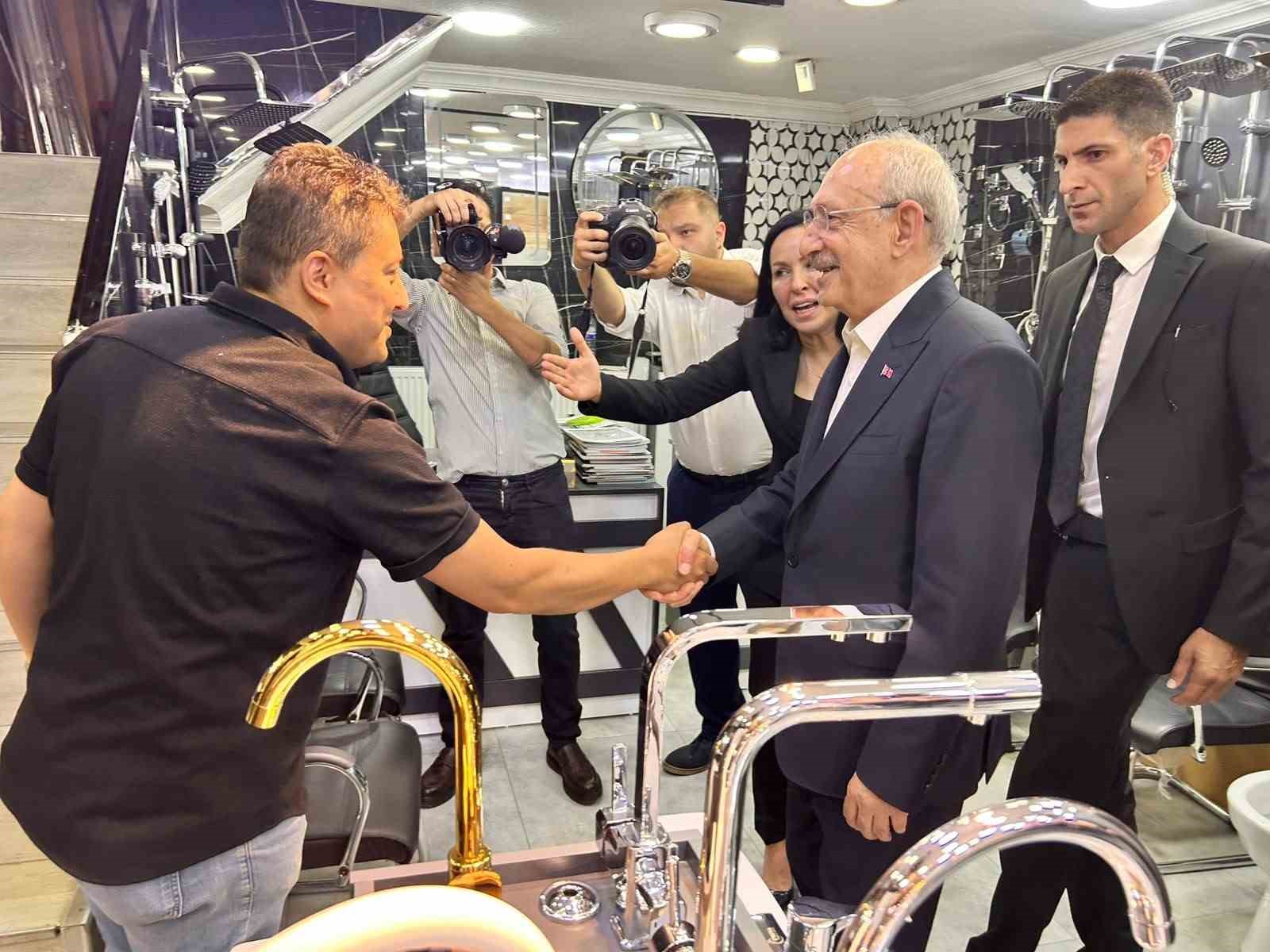 CHP Genel Başkanı Kılıçdaroğlu, Ankara’da esnafı ziyaret etti