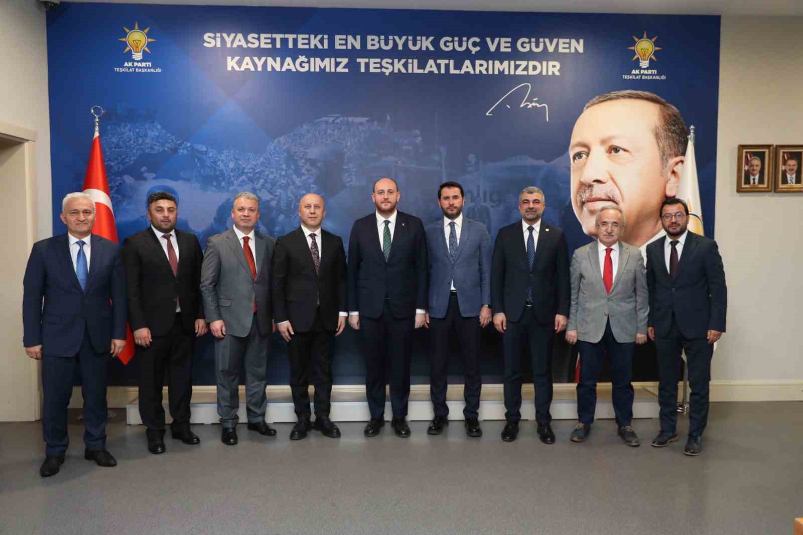 AK Parti Terme İlçe Başkanlığı’nda bayrak değişimi: Başkan Mümin Osman Ertan oldu