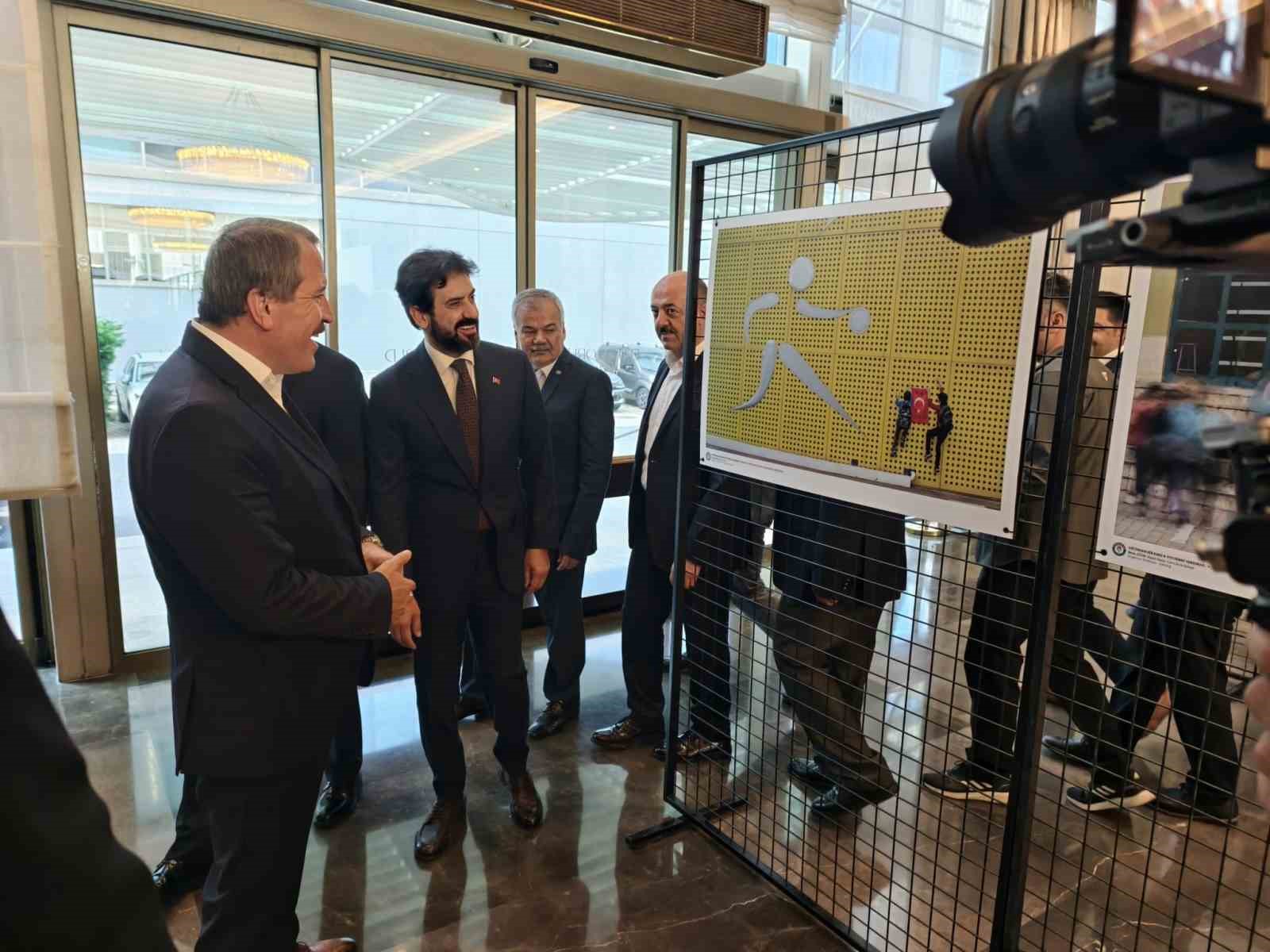 Manisalı sağlık memuru, fotoğraf yarışmasında T&uuml;rkiye birincisi oldu