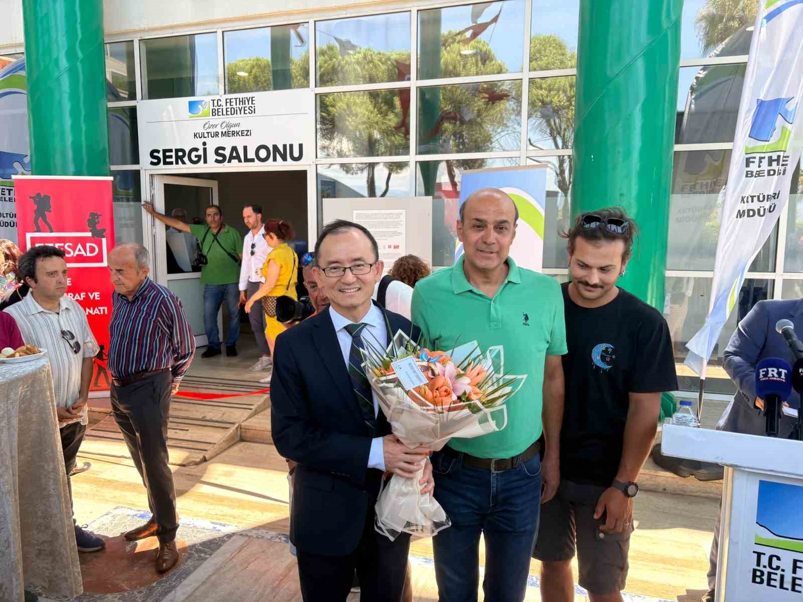 Fethiye’de ‘’Dağlar ve Denizler Yeşeriyor’’ sergisine yoğun ilgi