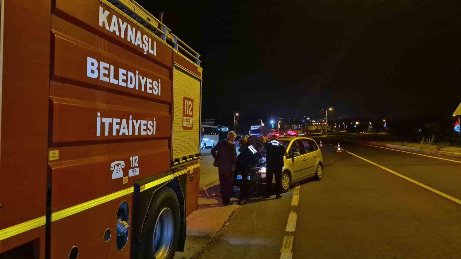 Bolu Dağı çıkışında otomobil ile traktör çarpıştı: 2 yaralı