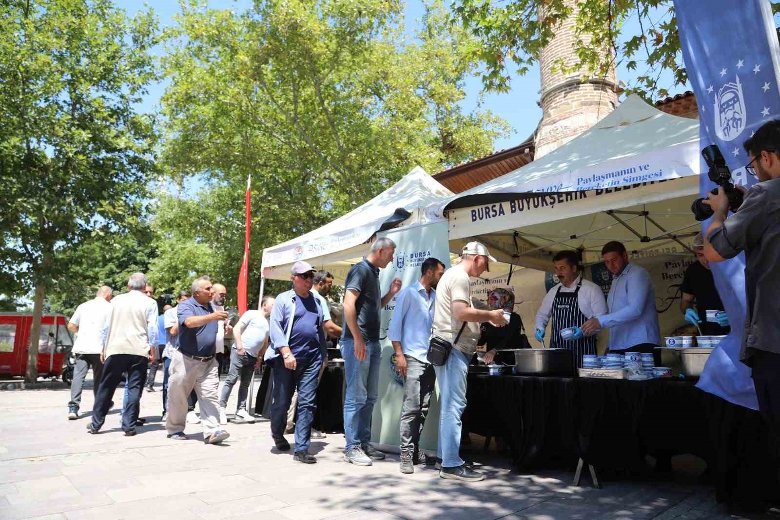 Yenişehir’de aşure bereketi