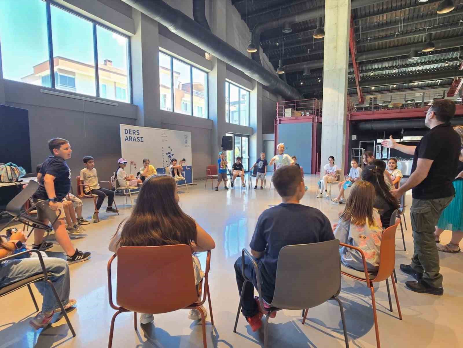 Nilüfer’de çocuklar bu yaz toprağın izinde
