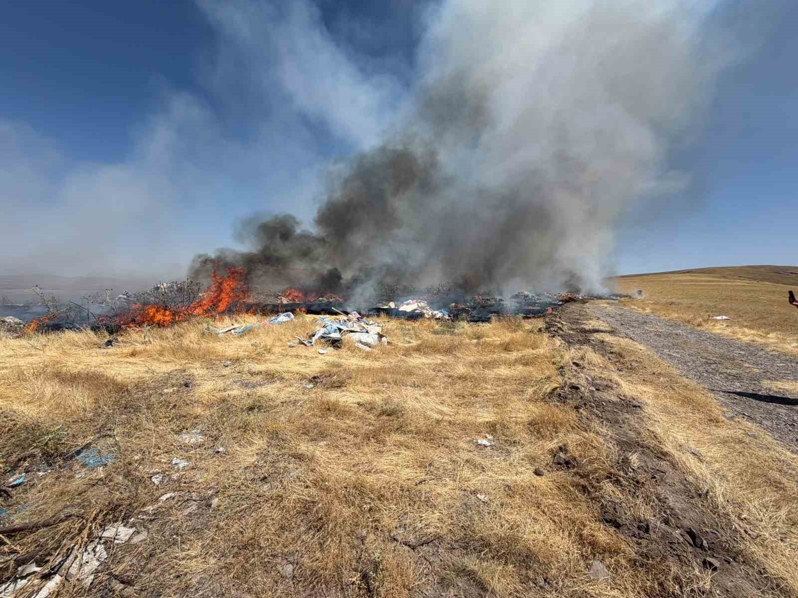Kulu’da anız yangını