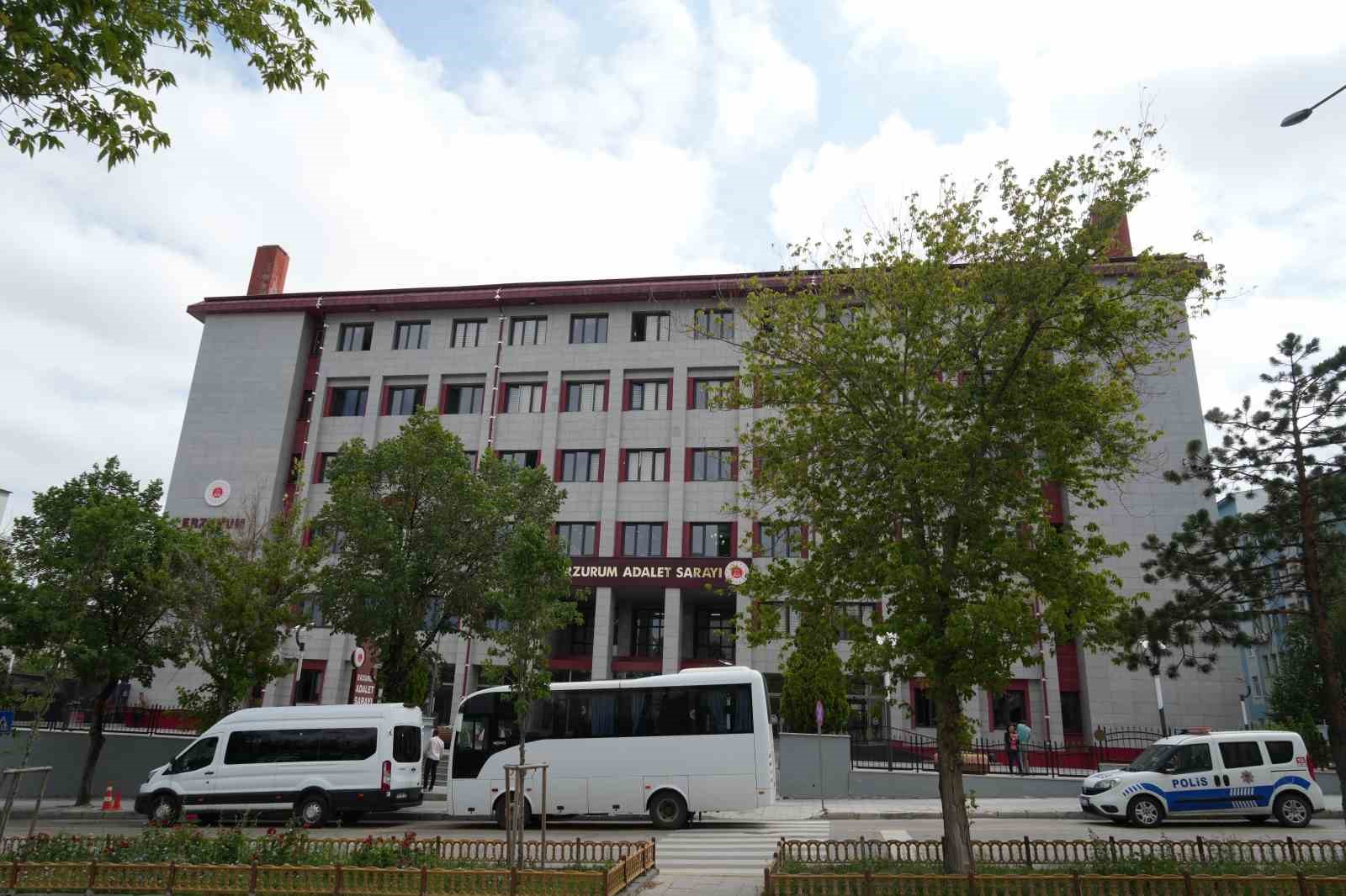 Erzincan’da 20 binden fazla kişinin mağdur olduğu iddia edilen dolandırıcılık davasında ilk duruşma görüldü