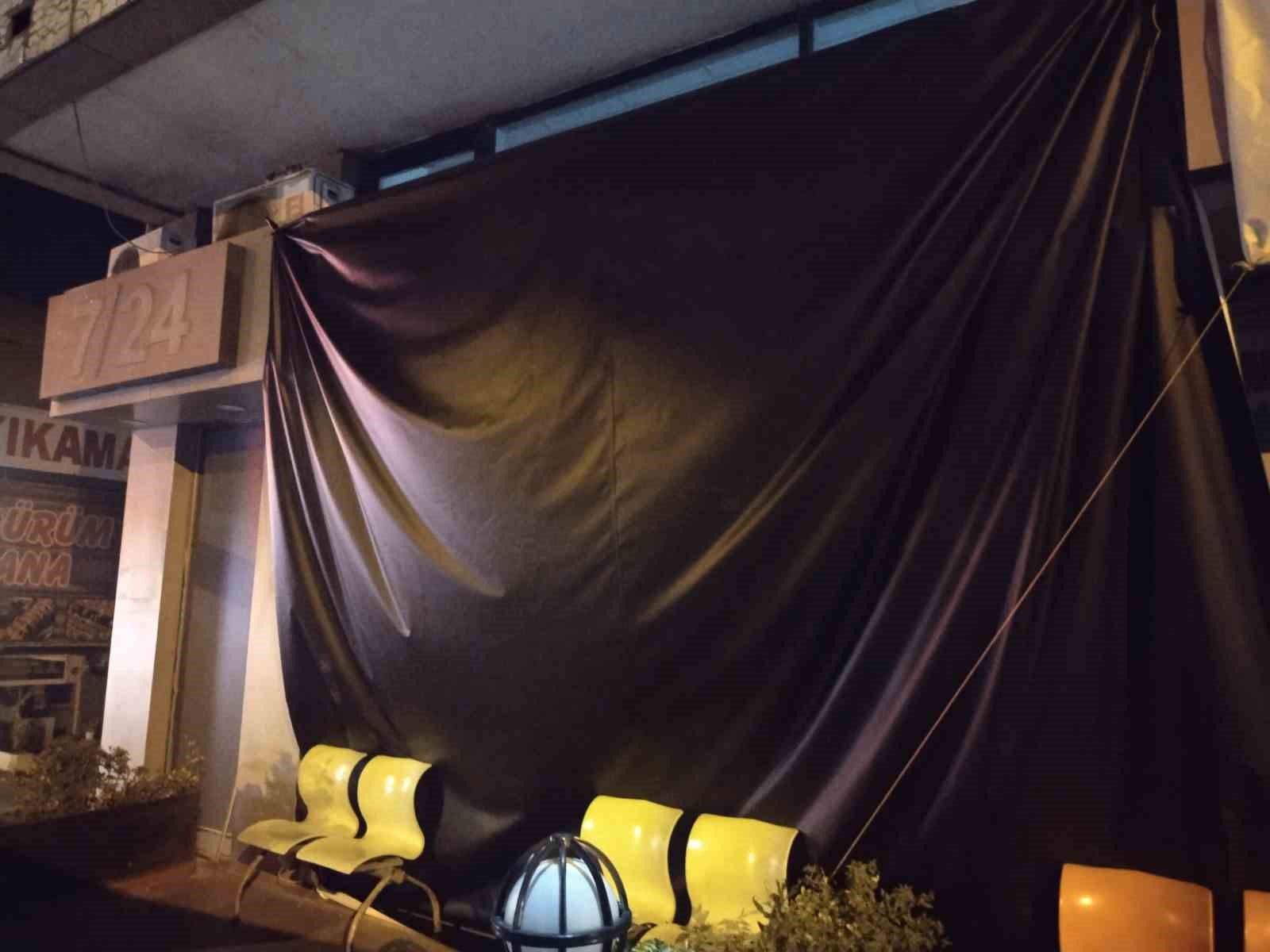 &Uuml;mraniye&rsquo;de 28 yaşındaki Gamze&rsquo;nin &ouml;l&uuml;m&uuml;ne ilişkin yeni gelişme: Ailenin &ouml;n&uuml;nde eylem yaptığı &ouml;zel tıp merkezi kapatıldı
