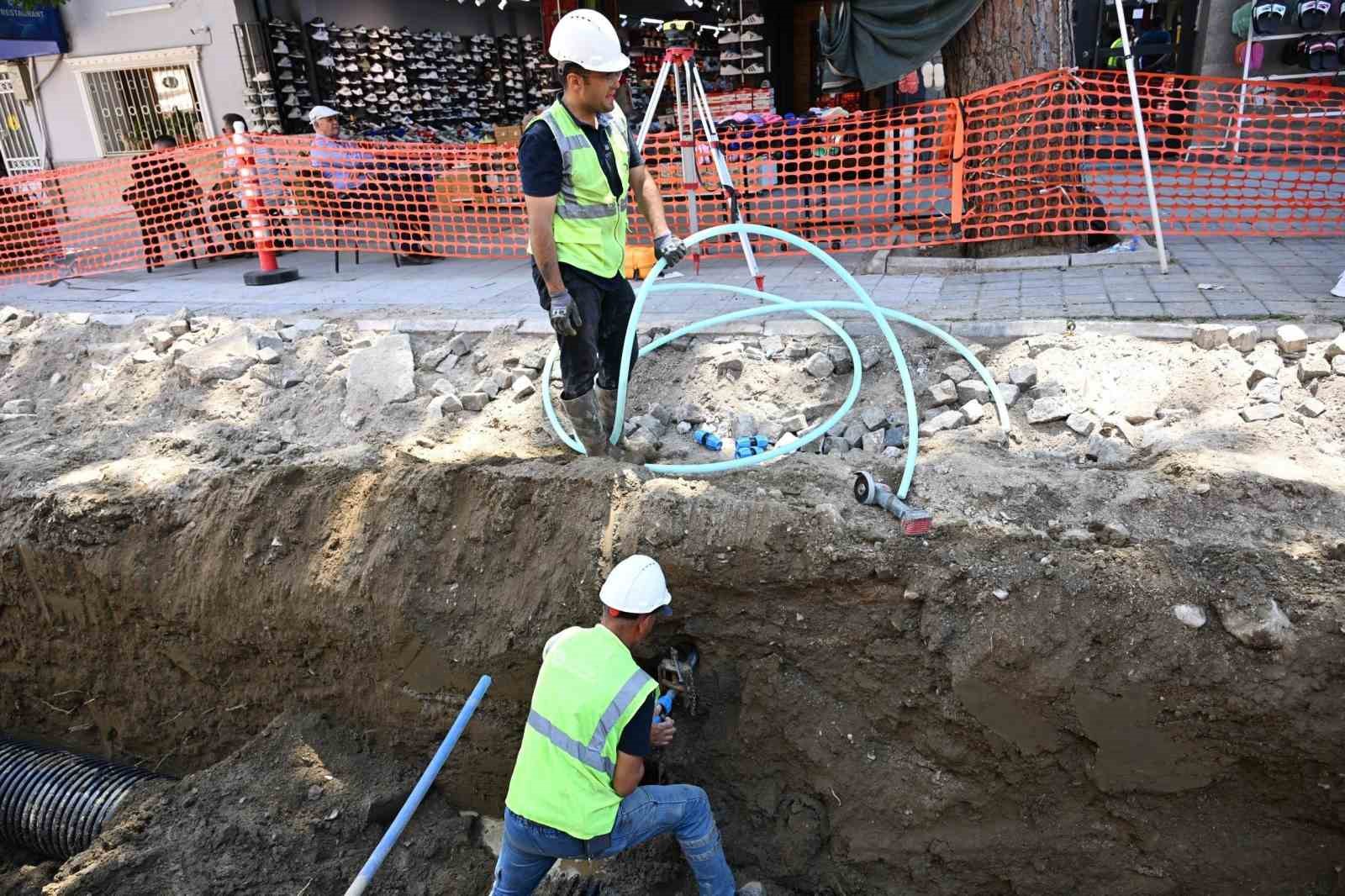 Salihli&rsquo;nin kalbi baştan aşağı yenileniyor