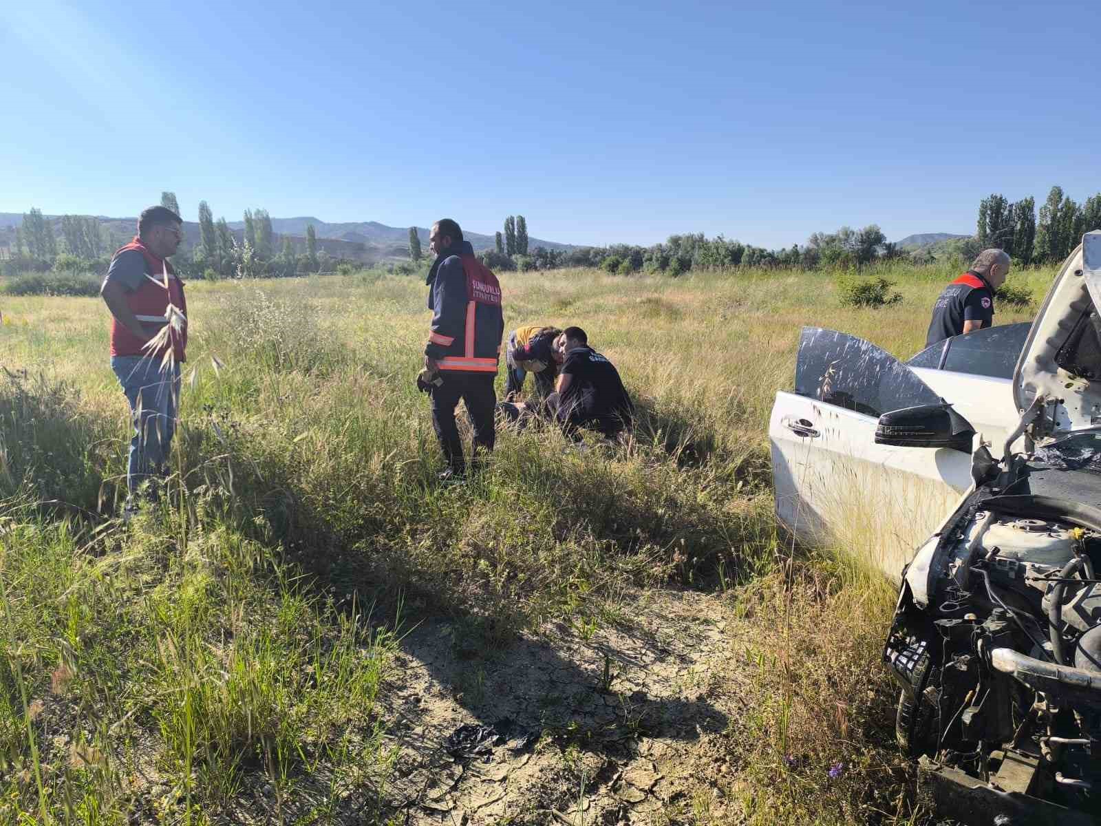 Çorum’da otomobil şarampole devrildi: 1 ölü