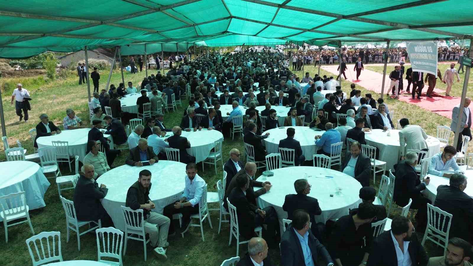 Cilo&rsquo;nun eteklerinde 15 bin kişilik d&uuml;ğ&uuml;n
