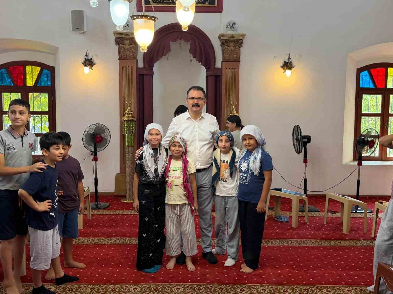 Kaymakam Ateş, Kur’an kursu öğrencileriyle buluştu